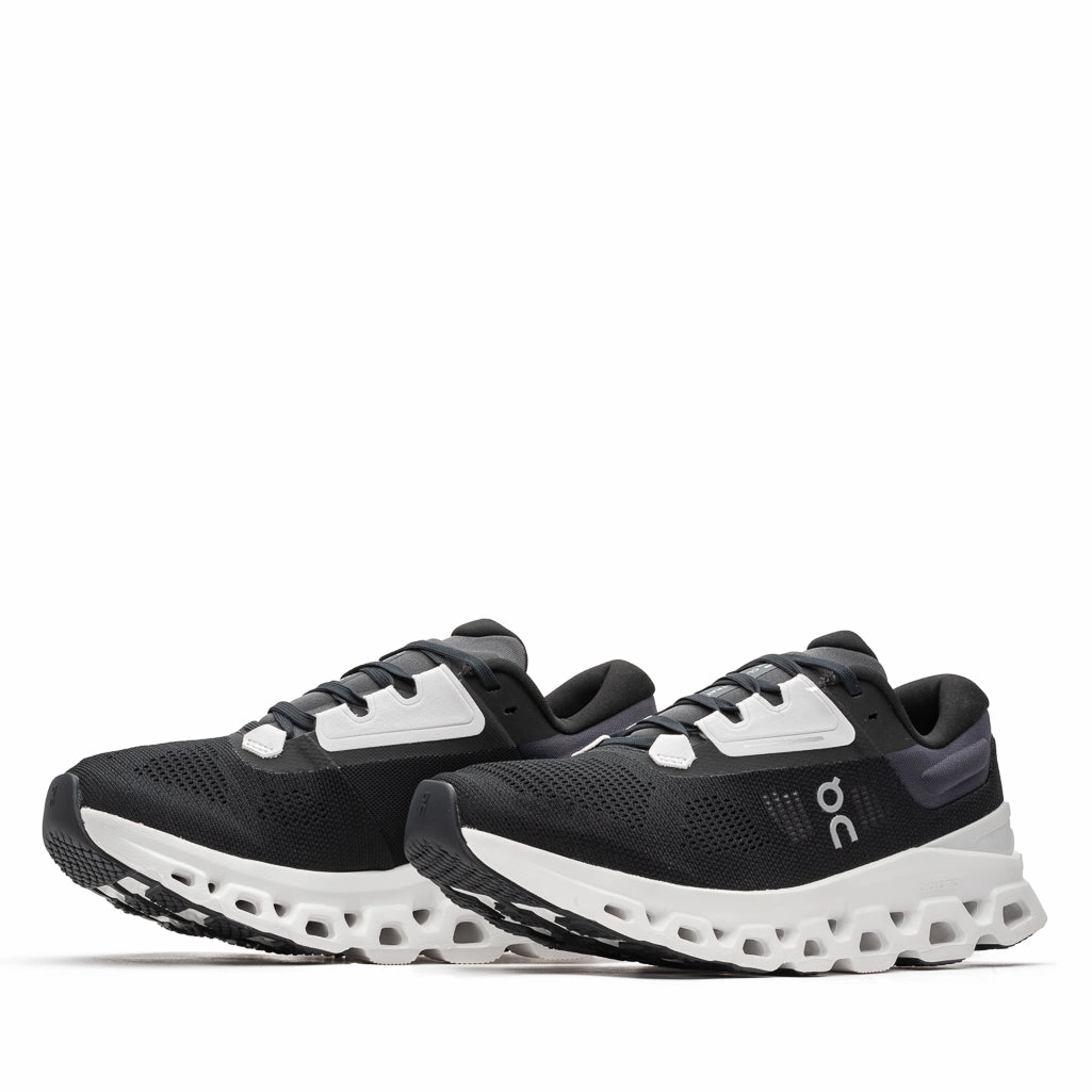 Women's On Cloudstratus 3 - Black/Frost
