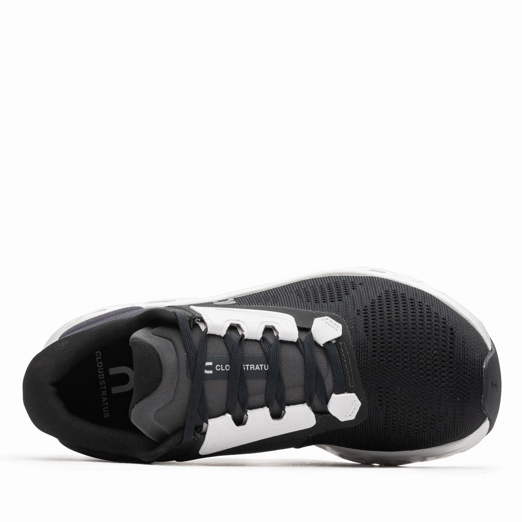 Women's On Cloudstratus 3 - Black/Frost