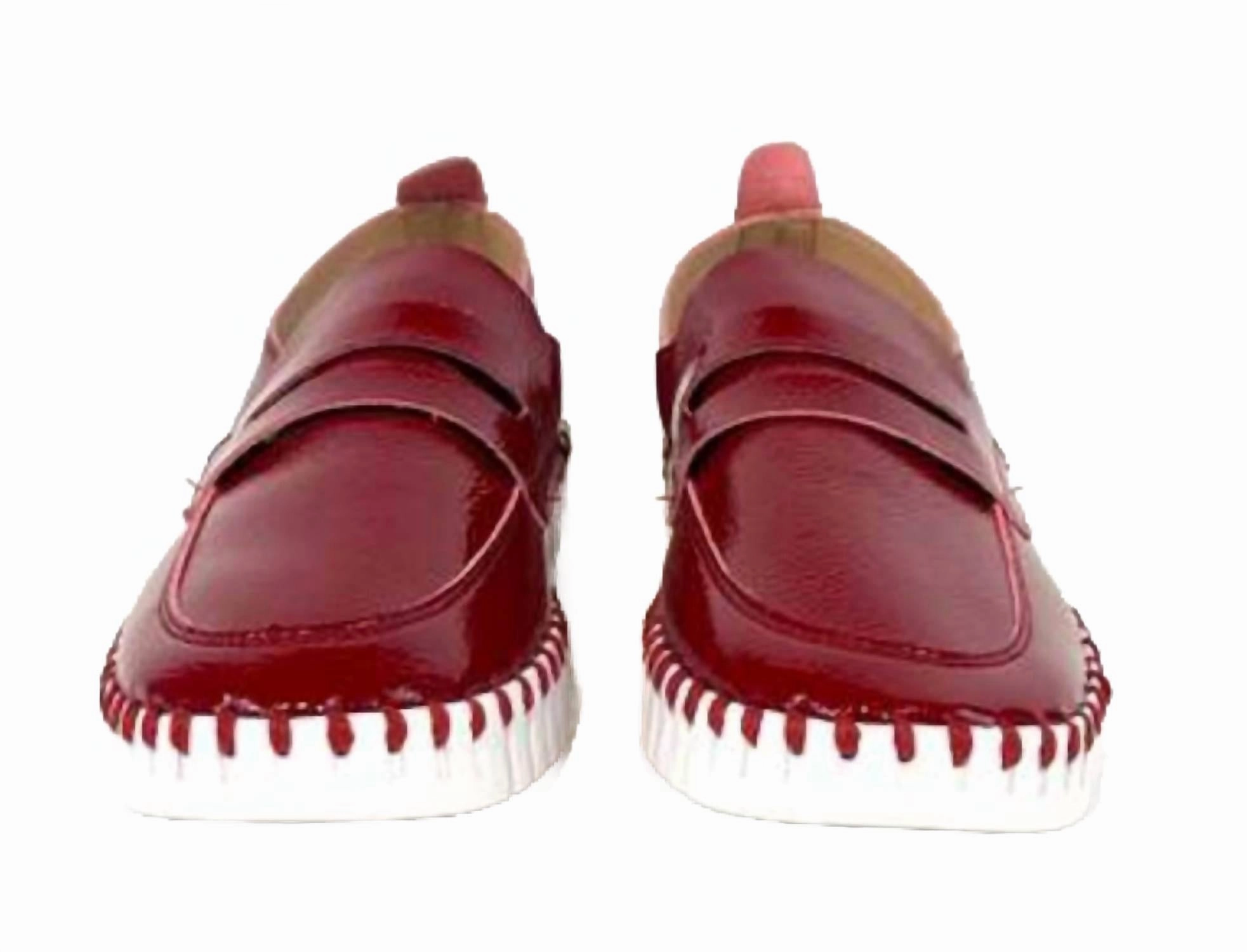 Women's Patent Leather Flat In Rhubarb