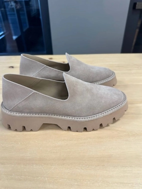Women Sybill Loafer In Desert Castoro Trendy Flats for Women