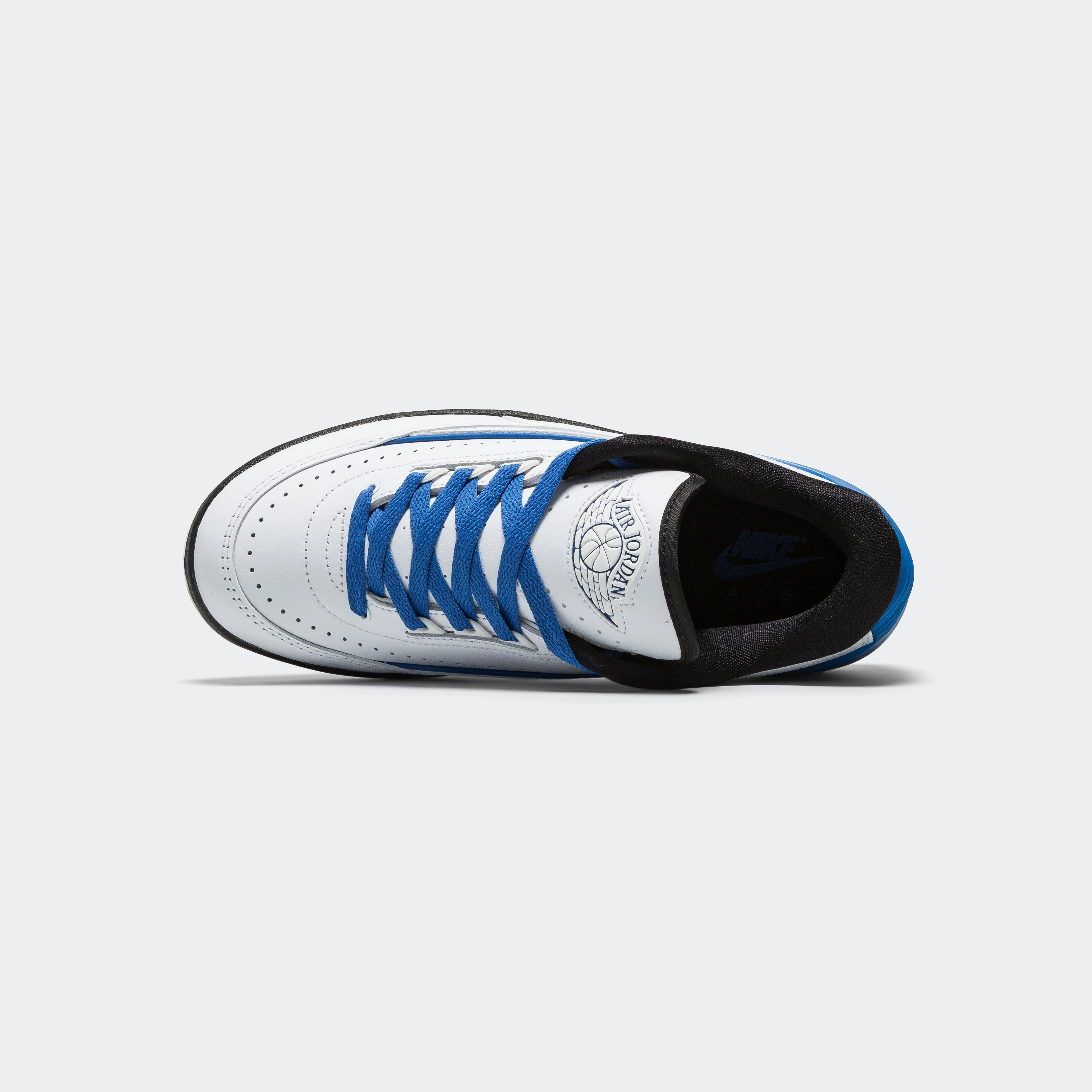 Womens Air Jordan 2 Retro Low - White/Varsity Royal-Black-Muslin