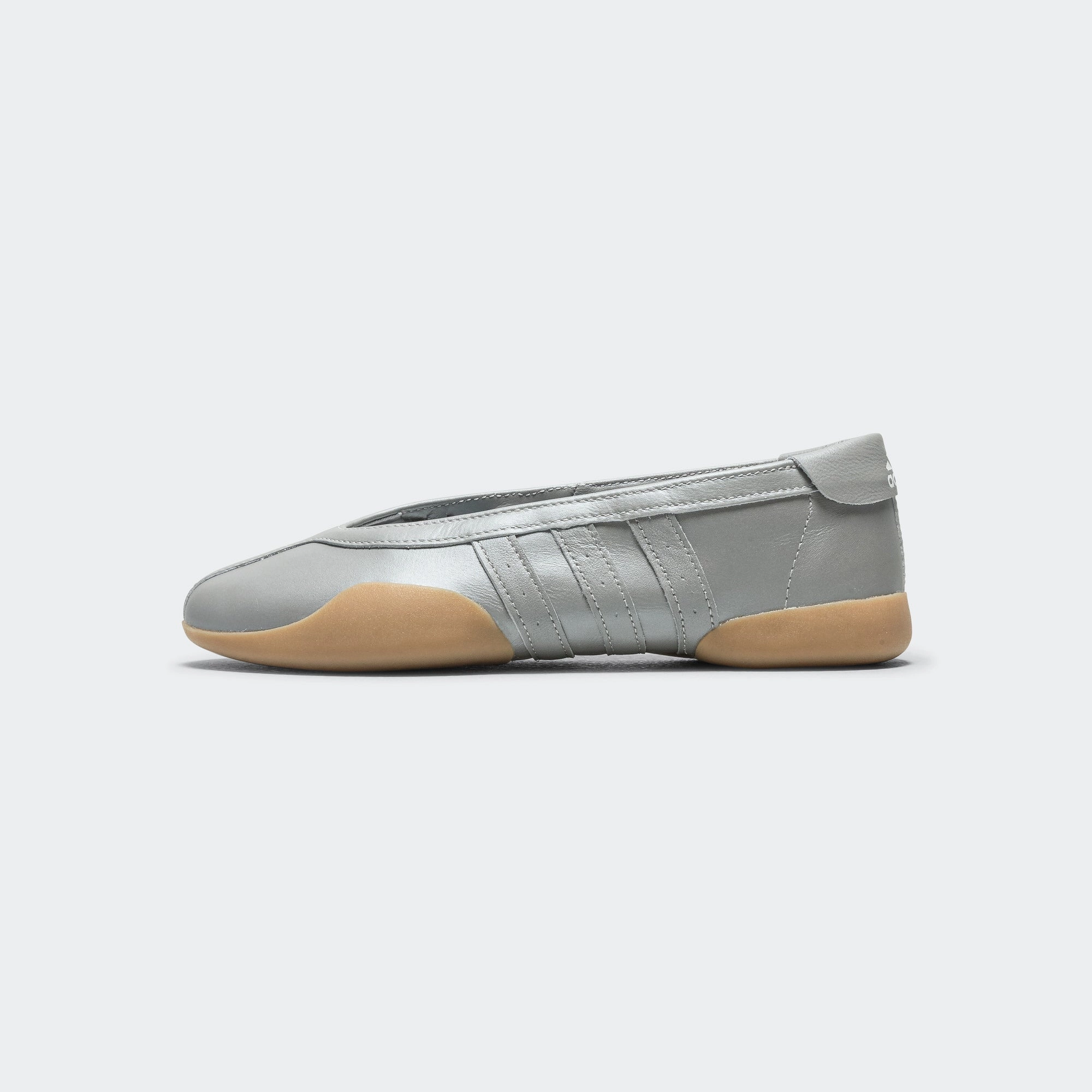 Womens Taekwondo Mei Ballet - Silver Metallic/Gum Sneakers with free shipping