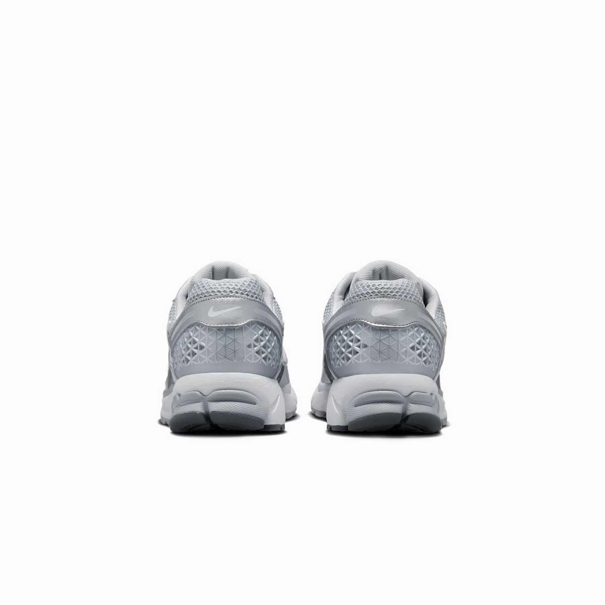 Zoom Vomero 5 'Cool Grey'